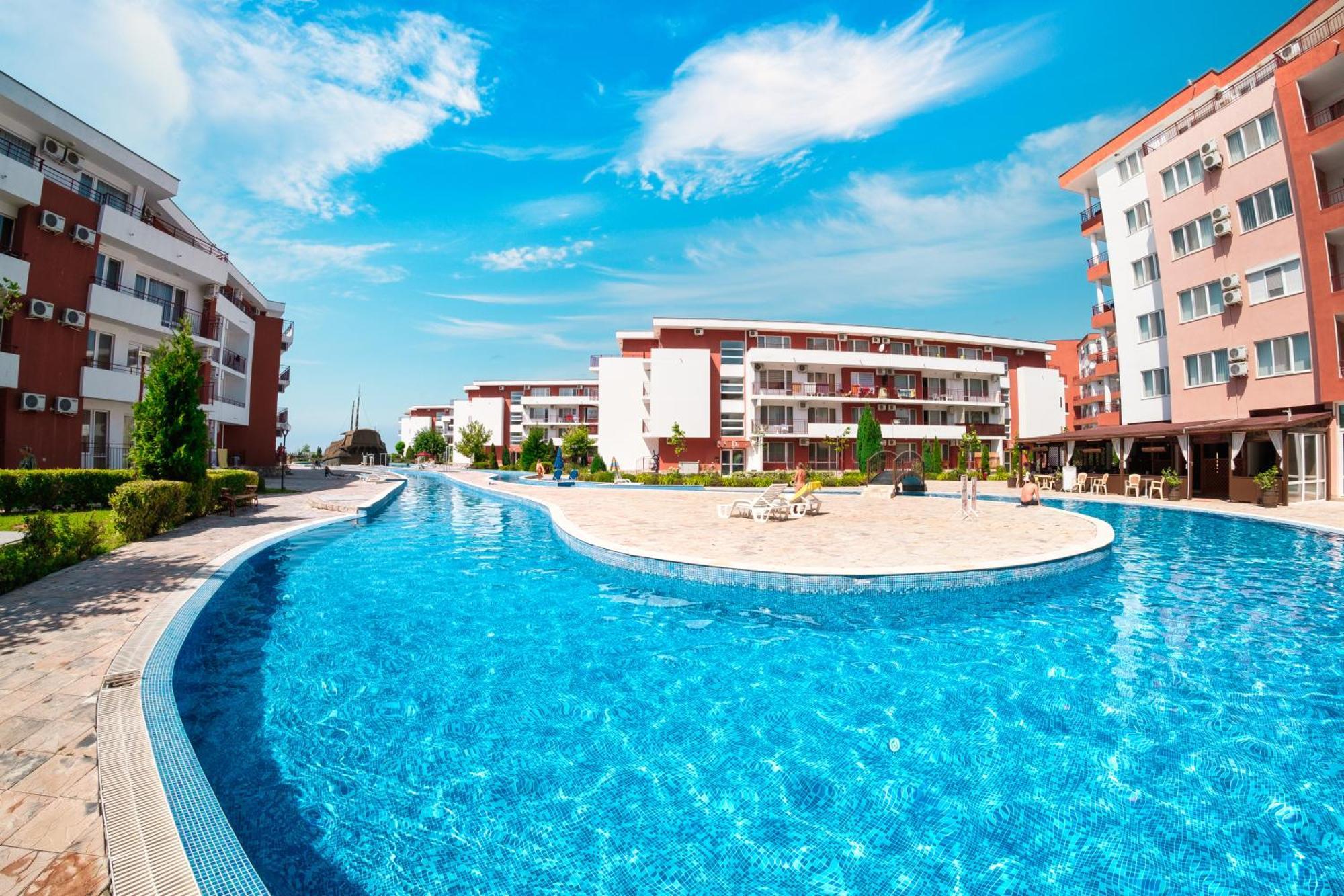 Privilege Fort Beach Apartments سفيتي فلاس المظهر الخارجي الصورة