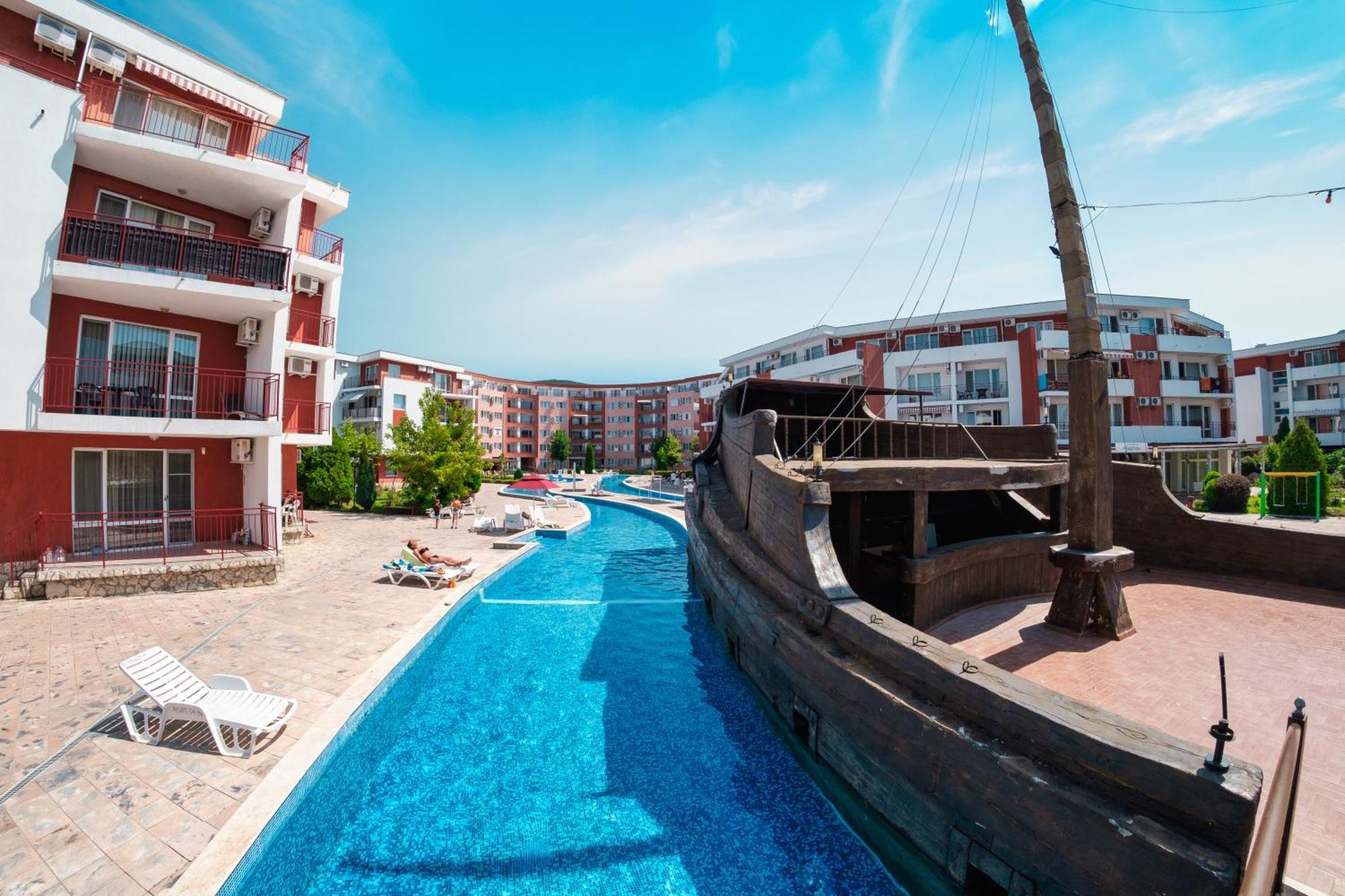Privilege Fort Beach Apartments سفيتي فلاس المظهر الخارجي الصورة