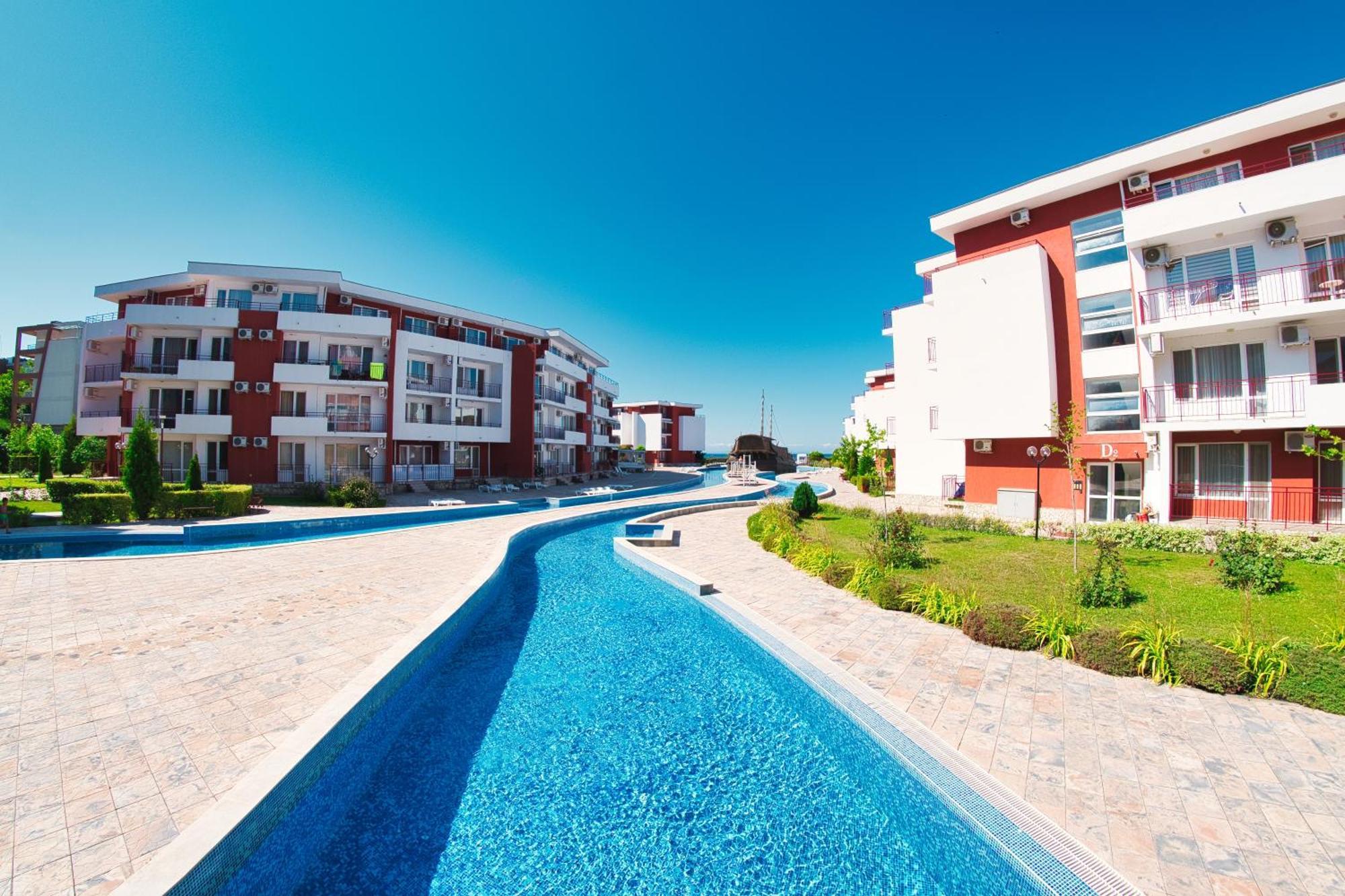 Privilege Fort Beach Apartments سفيتي فلاس المظهر الخارجي الصورة