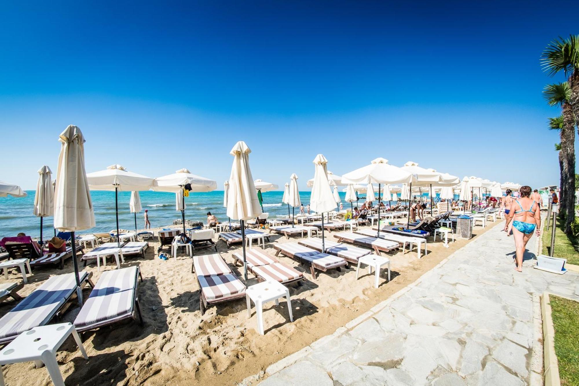 Privilege Fort Beach Apartments سفيتي فلاس المظهر الخارجي الصورة