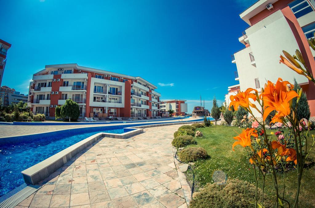 Privilege Fort Beach Apartments سفيتي فلاس المظهر الخارجي الصورة