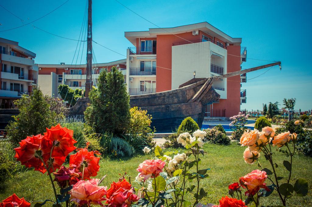 Privilege Fort Beach Apartments سفيتي فلاس المظهر الخارجي الصورة