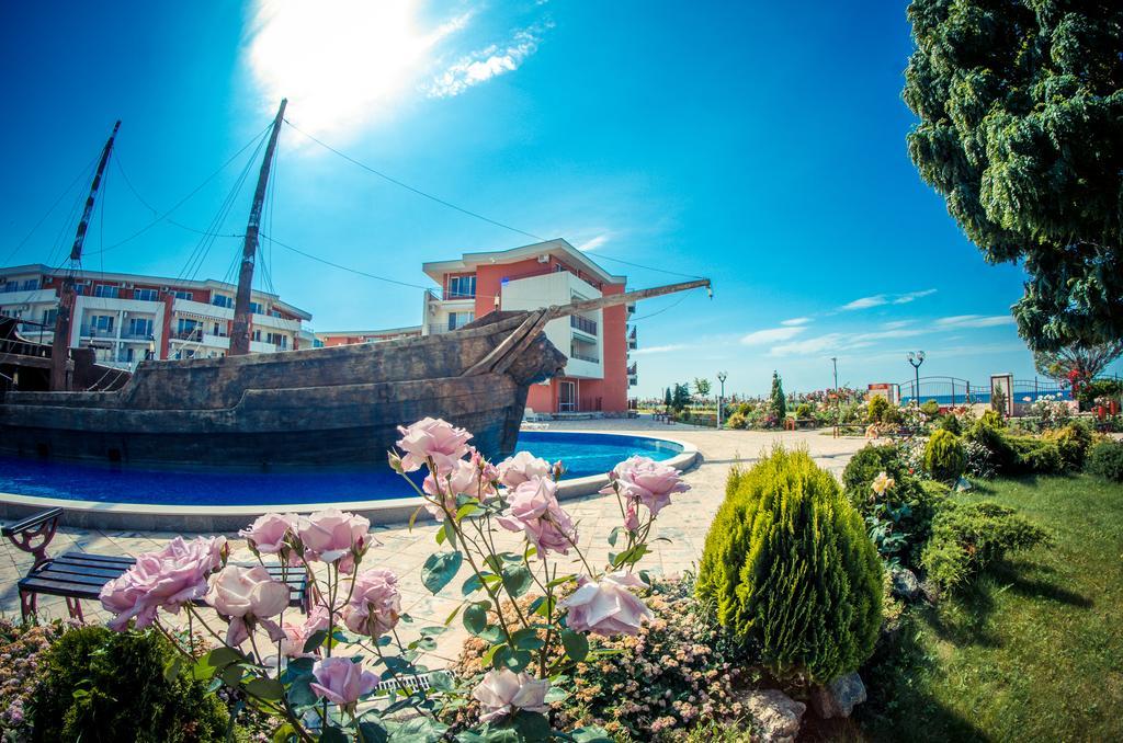 Privilege Fort Beach Apartments سفيتي فلاس المظهر الخارجي الصورة