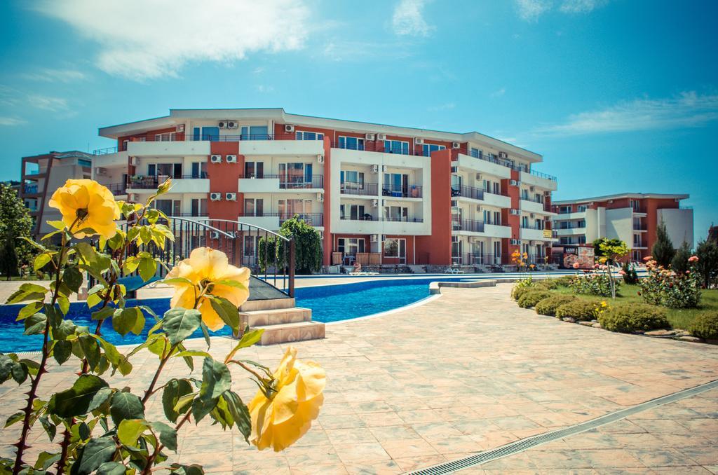 Privilege Fort Beach Apartments سفيتي فلاس المظهر الخارجي الصورة